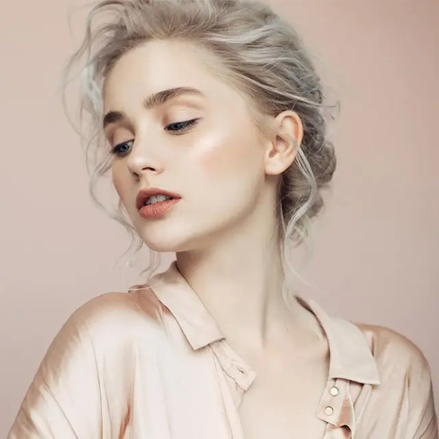 Beslocosmetics OEM Dry Shampoo After using Dry Shampoo, the hair becomes naturally fluffy
