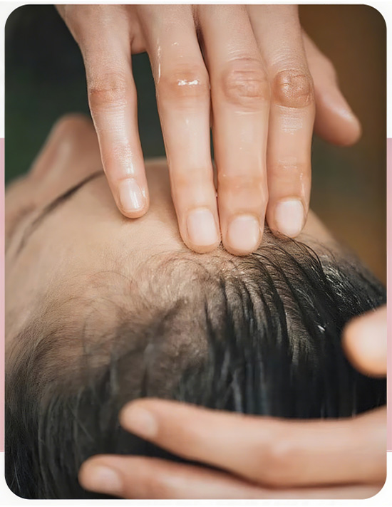 Scalp care foam :1 bottle for a healthy scalp 5 Gently massage the scalp with your fingers